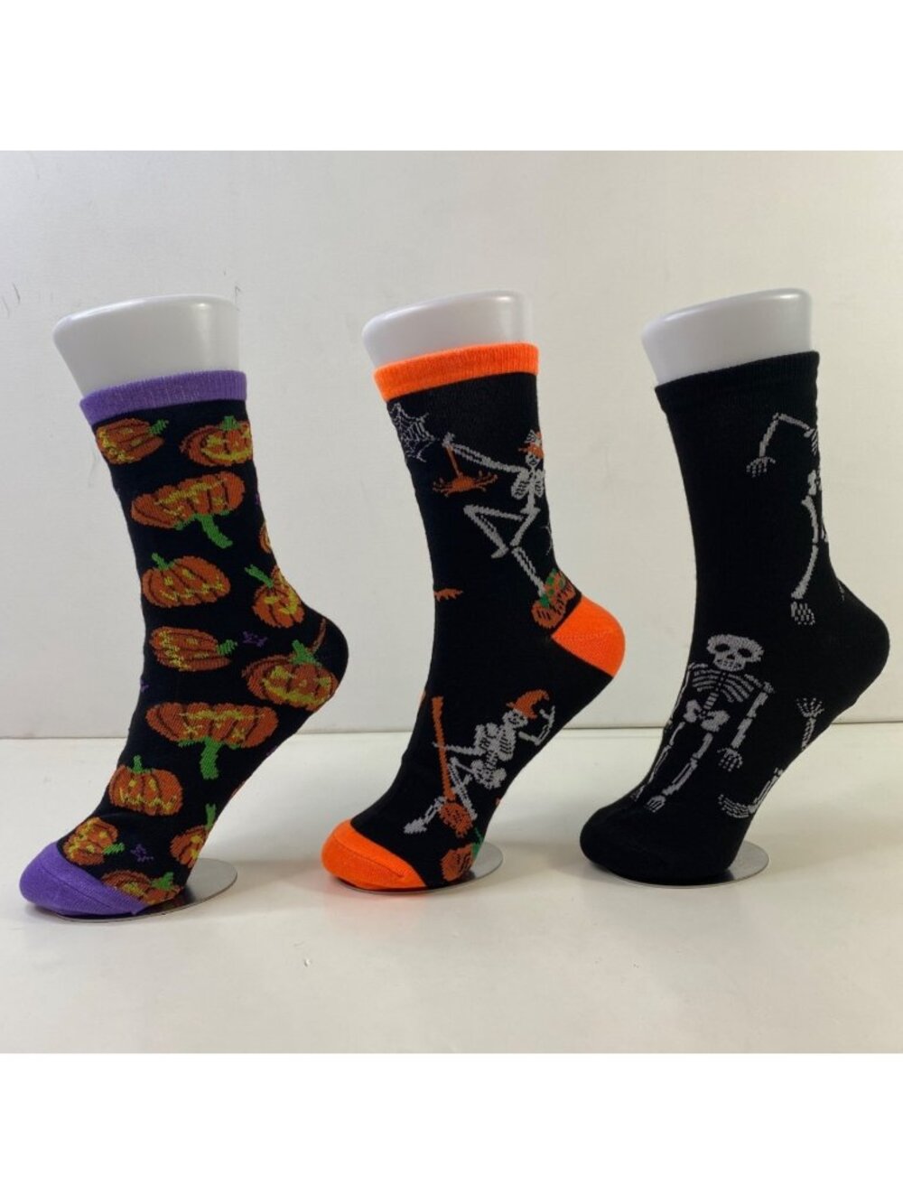 Halloween-Themed Pumpkin & Skeleton Crew Socks - Festive Lightweight & Spooky Fu